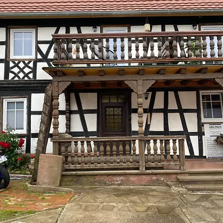 דירה Duplex Douillet Renove - Terrasse - Wifi - Parking - Proche Piste Cyclable - *