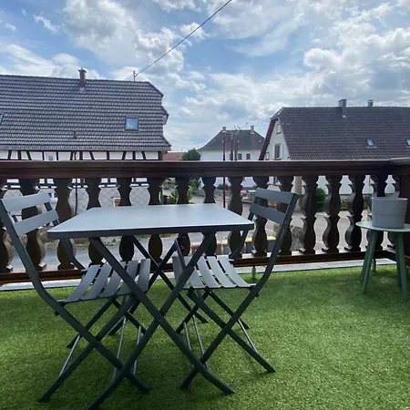 Duplex Douillet Renove - Terrasse - Wifi - Parking - Proche Piste Cyclable - דירה